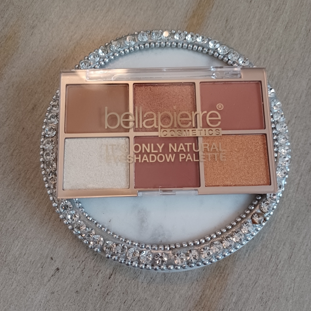 Bellapierre - It's Only Natural Eyeshadow Pallette